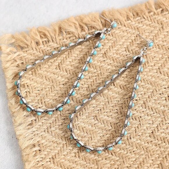 Western Earrings Pierced Faux Blue Turquoise Silver Tone Chandelier Southwest - Picture 3 of 5